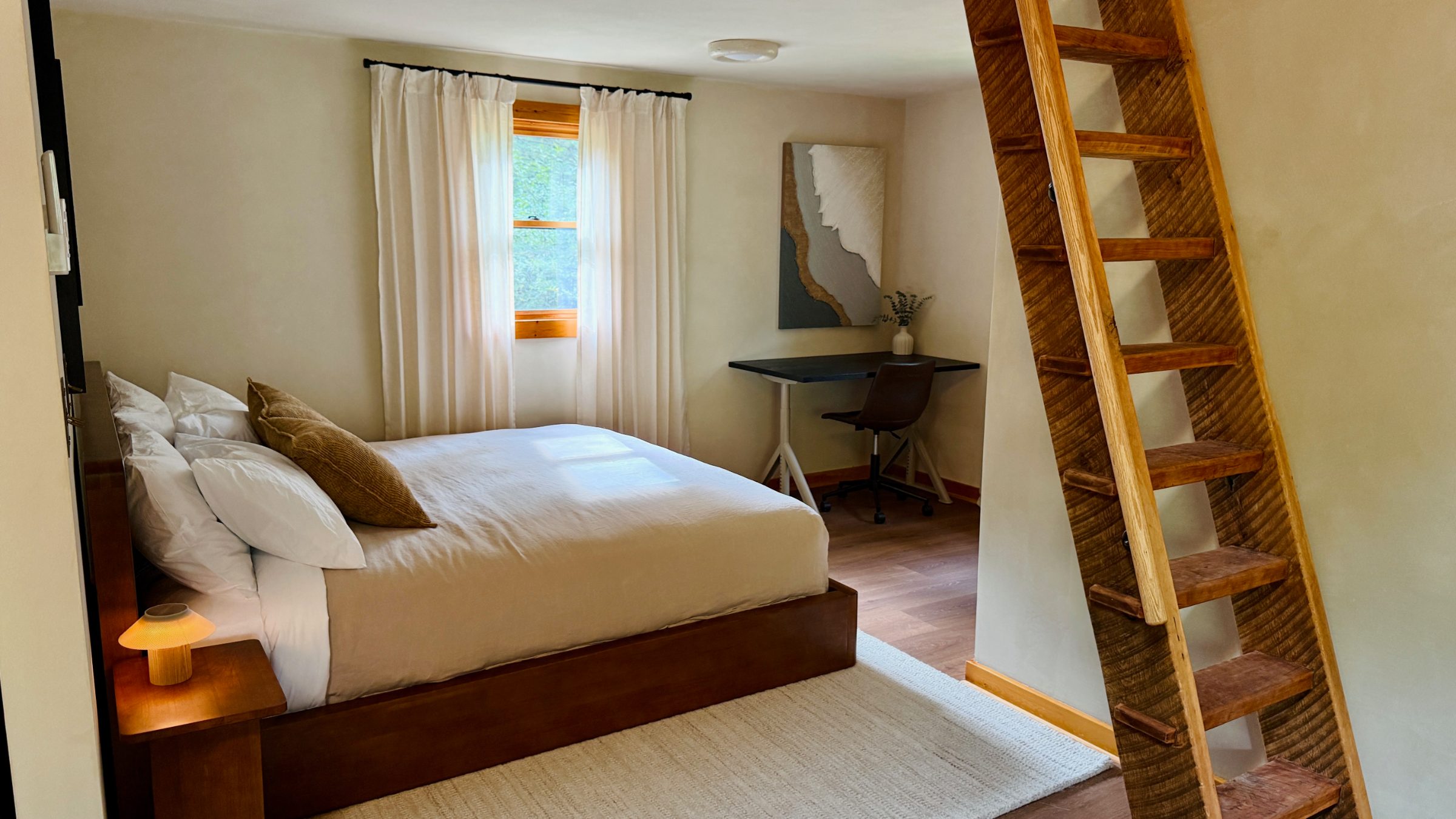 Cabin bedroom